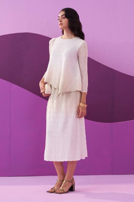 Pleats By Aruni White Crepe, Satin Round Neck Green Clarey Skirt Set Online at Aza Fashions Pleats By Aruni_White Crepe, Satin Round Neck Green Clarey Skirt Set _Online_at_Aza_Fashions