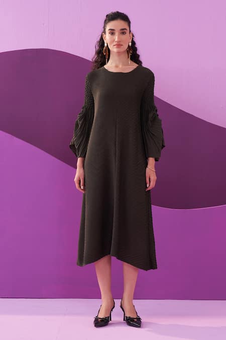 Pleats by Aruni Military Green Pleated Midi Dress 