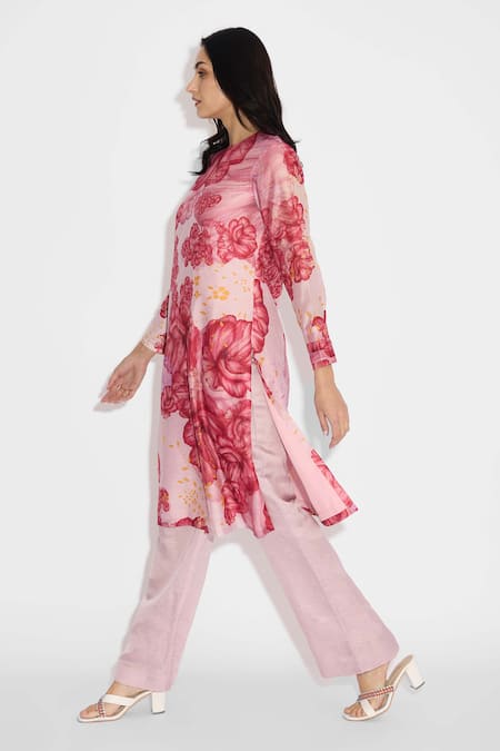 Shop SHASHA GABA Pink Polyester Round Neck Floral Light Rose Kurta Online at Aza Fashions Shop_SHASHA GABA_Pink Polyester Round Neck Floral Light Rose Kurta _Online_at_Aza_Fashions