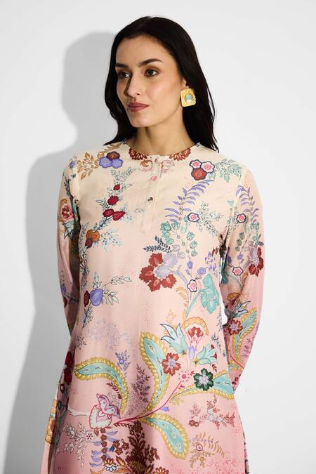 Buy_SHASHA GABA_Ivory Polyester, Chanderi Embroidery Round Neck Chintz Ombre Kurta Set 