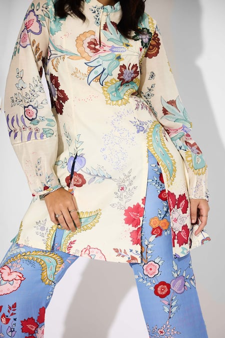 SHASHA GABA_Ivory Polyester, Chanderi Mandarin Collar Chintz Printed Double Slit Kurta _at_Aza_Fashions