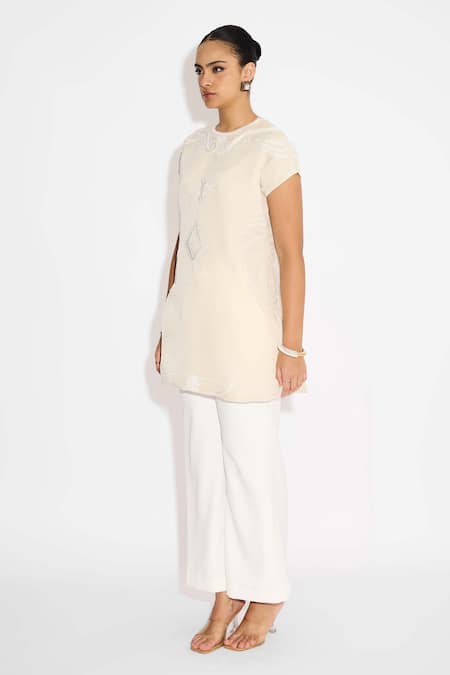 SHASHA GABA_Ivory Satin, Tissue Embroidery Round Neck On Embellished Kurta _Online_at_Aza_Fashions
