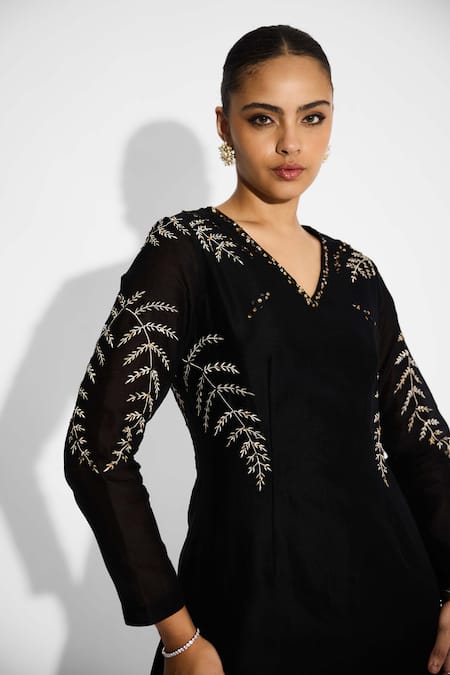 SHASHA GABA_Black Polyester, Chanderi Embroidery V-neck Embellished Short Kurta _at_Aza_Fashions