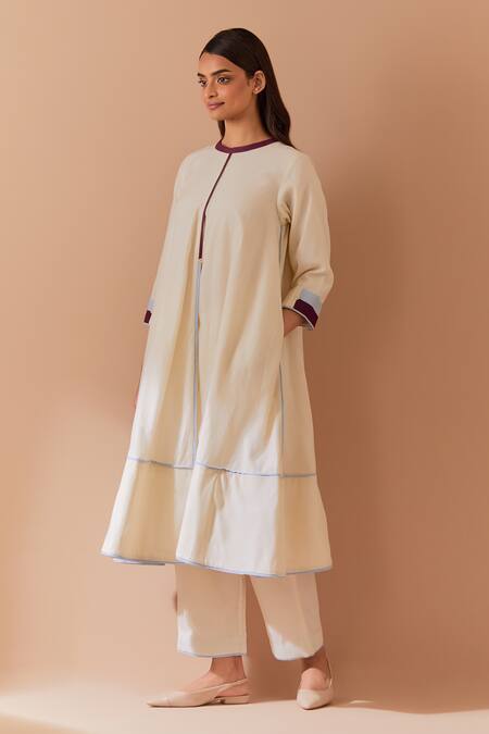 Buy_Priya Chaudhary_White Chanderi Round Neck White-blue Kurta Set _Online_at_Aza_Fashions
