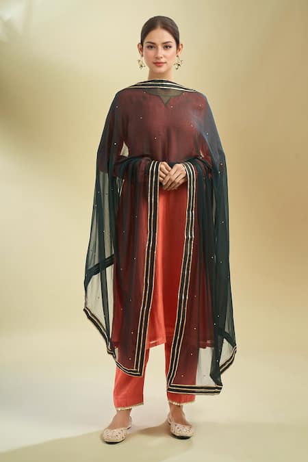 Samyukta Singhania Black Sequinned Gotta Patti Dupatta 