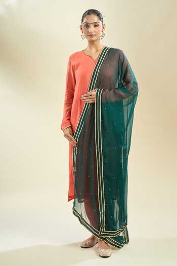 Samyukta Singhania_Green Polyester Sequins Bottle Dupatta With Gotta Patti_Online_at_Aza_Fashions