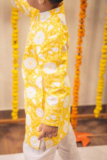 Shop Petite Pomme Yellow Cotton Floral Print Boys Kurta Set Online at Aza Fashions Shop_Petite Pomme_Yellow Cotton Floral Print Boys Kurta Set _Online_at_Aza_Fashions