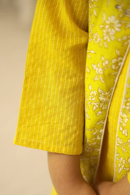 Shop_Petite Pomme_Yellow Cotton Sequins, Embroidery Kurta Jacket Set _Online_at_Aza_Fashions