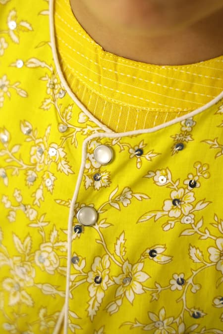 Buy_Petite Pomme_Yellow Cotton Sequins, Embroidery Kurta Jacket Set 