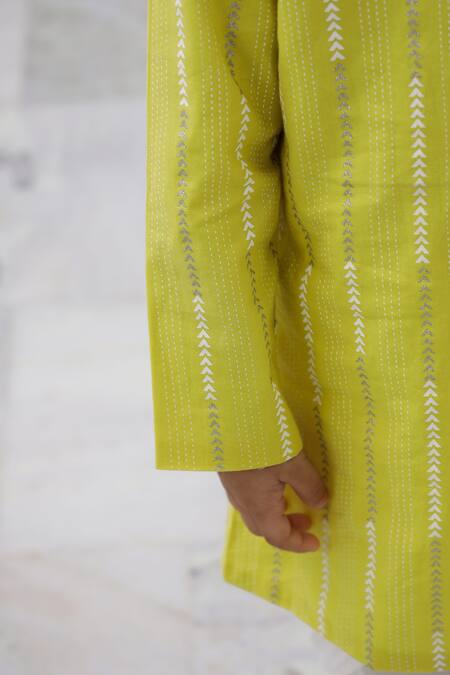 Buy Petite Pomme Yellow Cotton Sunlight Silver Arrow Sherwani Set Online at Aza Fashions Buy_Petite Pomme_Yellow Cotton Sunlight Silver Arrow Sherwani Set _Online_at_Aza_Fashions