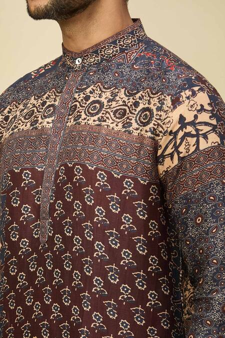 Arihant Rai Sinha Off White Royal Blue Printed Kurta Set at Aza Fashions Arihant Rai Sinha_Off White Royal Blue Printed Kurta Set _at_Aza_Fashions