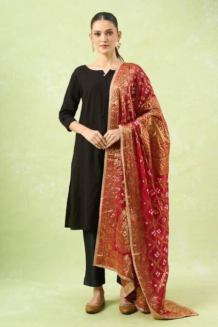 Naintara Bajaj Red Silk Woven Banarasi Bandhej Dupatta Online at Aza Fashions Naintara Bajaj_Red Silk Woven Banarasi Bandhej Dupatta _Online_at_Aza_Fashions