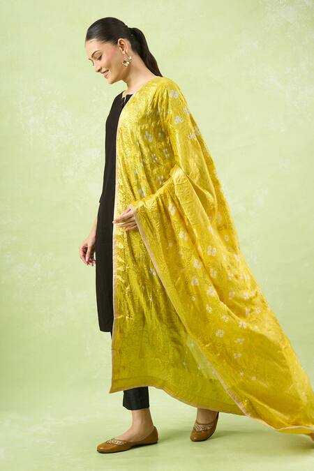 Naintara Bajaj_Yellow Silk Woven Design Banarasi Bandhej Dupatta _Online_at_Aza_Fashions