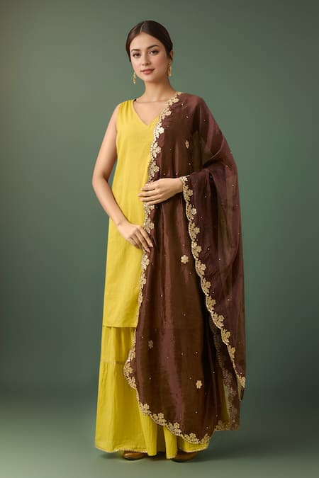 Samyukta Singhania Embroidered Dupatta with Gotta Patti 