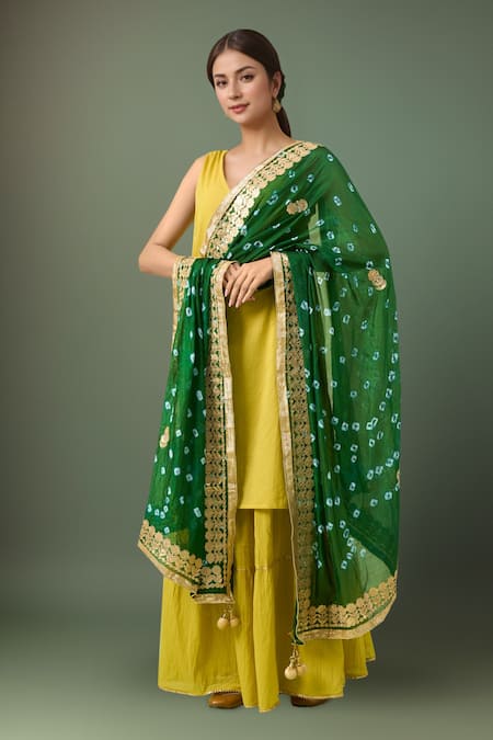 Samyukta Singhania Embroidered Bandhani Dupatta with Gotta Patti 
