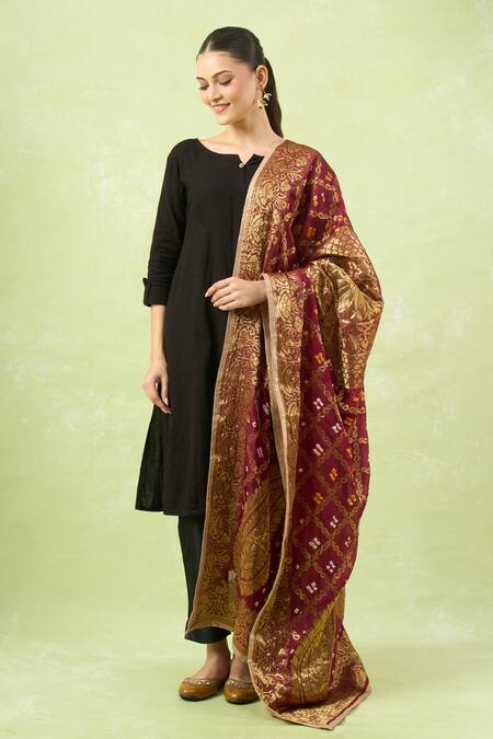 Buy_Naintara Bajaj_Maroon Silk Zari Woven Design Banarasi Bandhej Dupatta _Online_at_Aza_Fashions