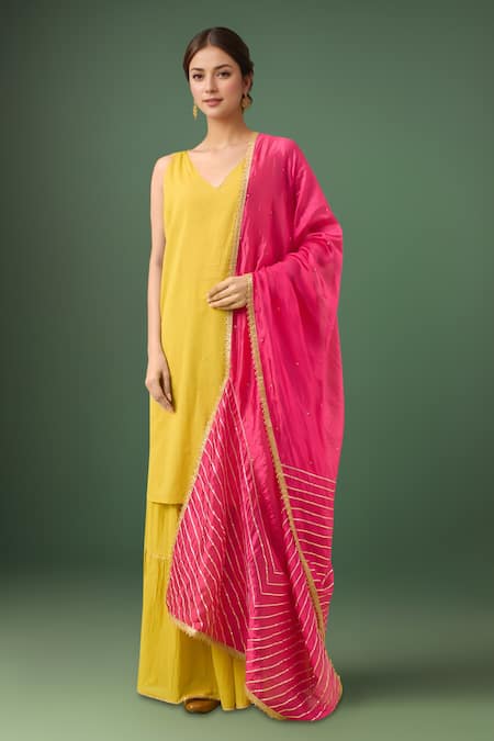 Samyukta Singhania Gotta Patti Sequinned Dupatta 