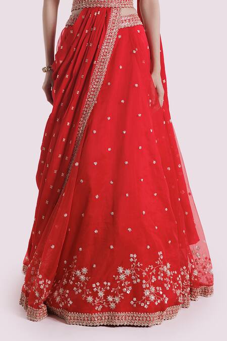 Onaya Red Organza Embroidery, Sequins V-neck Lehenga Set at Aza Fashions Onaya_Red Organza Embroidery, Sequins V-neck Lehenga Set _at_Aza_Fashions
