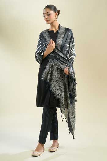 Samyukta Singhania_Black Silk Tassels And White Printed Dupatta_Online_at_Aza_Fashions