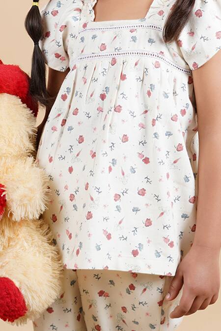 Petite Pomme_Off White Cotton Lace Floral Print Kids Pant Set_Online_at_Aza_Fashions