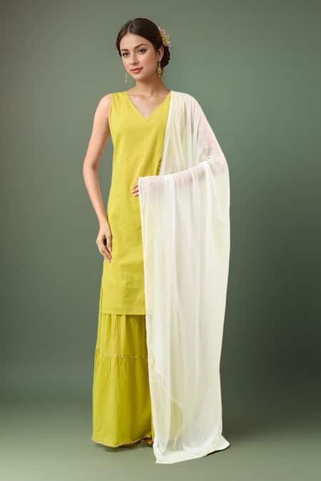 Samyukta Singhania White Sequence Chiffon Dupatta 