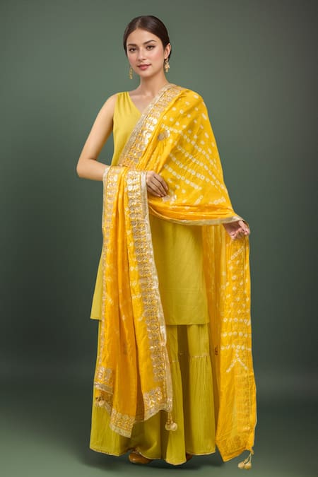 Samyukta Singhania Embroidered Bandhani Dupatta 