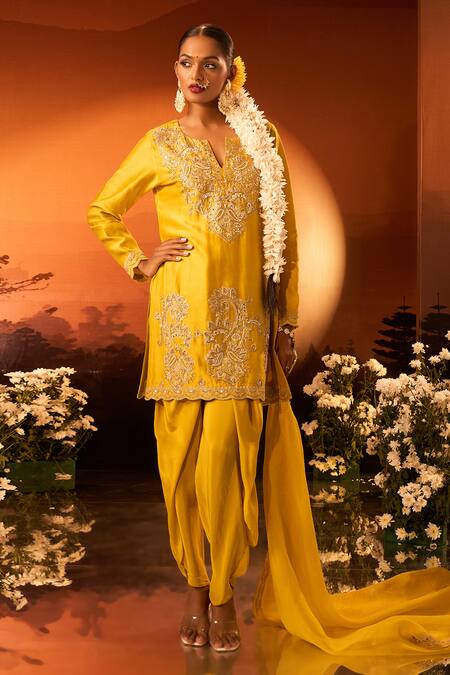 Shop_Neha Khullar X AZA_Yellow Silk, Chanderi, Modal, Organza Embroidery Split V-neck Kurta Set 
