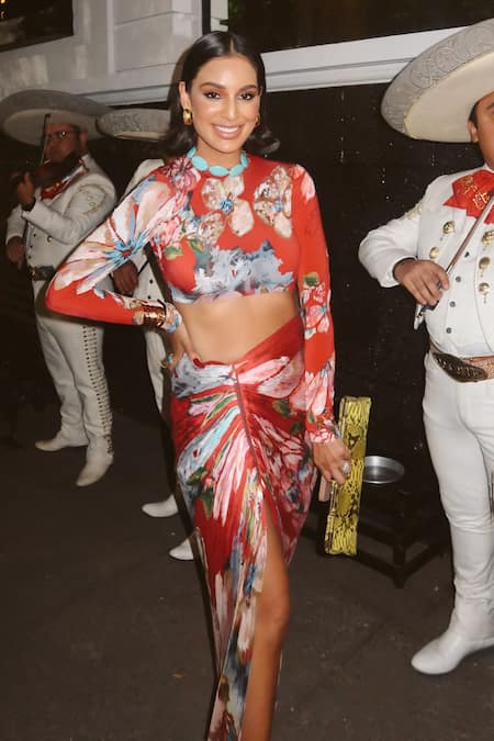 Buy Saaksha & Kinni Red Lycra Boat Neck Floral Print Long Sleeve Blouse Buy_Saaksha & Kinni_Red Lycra Boat Neck Floral Print Long Sleeve Blouse