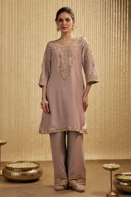 Mehak Murpana Mauve Pink Embroidered Kurta Pant Set 