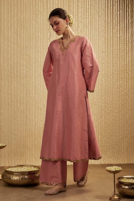 Shop_Mehak Murpana_Coral Silk Embroidery V-neck Pink Designer Kurta Set _Online_at_Aza_Fashions