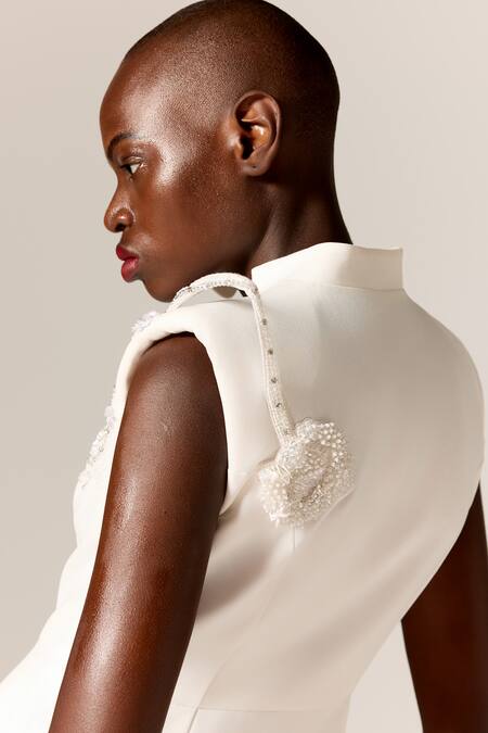 Manika Nanda_Ivory Beads V-neck Crepe Twill Blazer Dress _at_Aza_Fashions