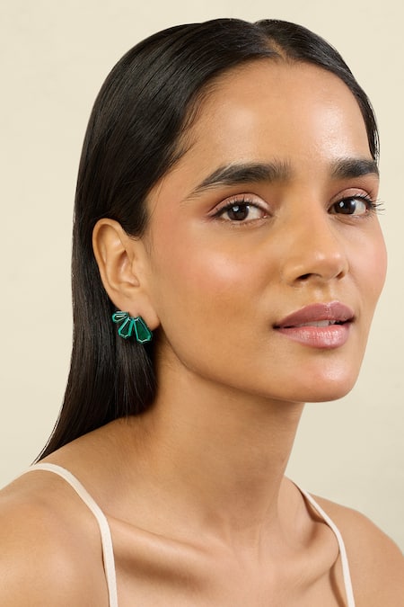 ISHARYA Emerald Glint Stud Earrings 