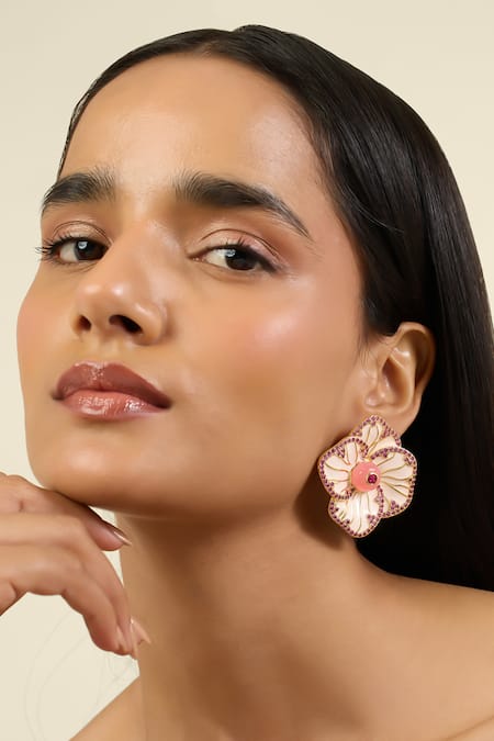 ISHARYA Rosé Frost Stud Earrings 