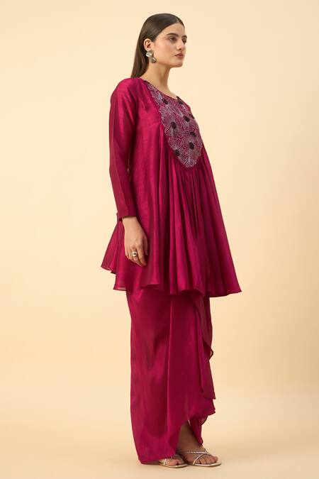 Buy Aakaar Pink Silk Beads, Embroidery Round Neck Matka Tunic And Draped Skirt Set Online at Aza Fashions Buy_Aakaar_Pink Silk Beads, Embroidery Round Neck Matka Tunic And Draped Skirt Set _Online_at_Aza_Fashions