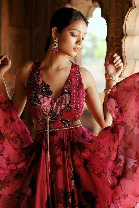 ISHA GUPTA TAYAL_Pink Organza Sequins, Embroidery V-neck Printed Anarkali Set _Online_at_Aza_Fashions