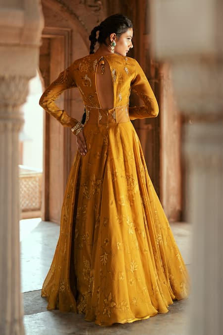 Shop_ISHA GUPTA TAYAL_Gold Organza Embroidery Round Neck Anarkali Set _at_Aza_Fashions