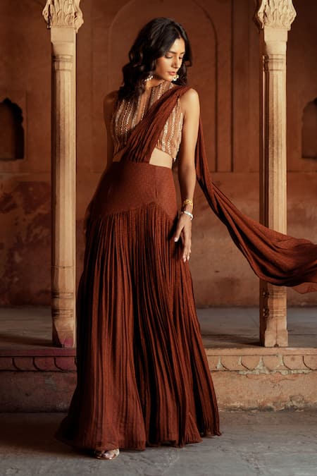 ISHA GUPTA TAYAL Brown Georgette Beads, Embroidery Asymmetric Pre-draped Lehenga Saree Online at Aza Fashions ISHA GUPTA TAYAL_Brown Georgette Beads, Embroidery Asymmetric Pre-draped Lehenga Saree _Online_at_Aza_Fashions