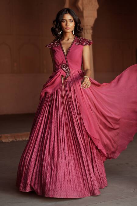 Buy_ISHA GUPTA TAYAL_Pink Chanderi, Organza Embroidery V-neck Designer Fusion Lehenga Set _Online_at_Aza_Fashions