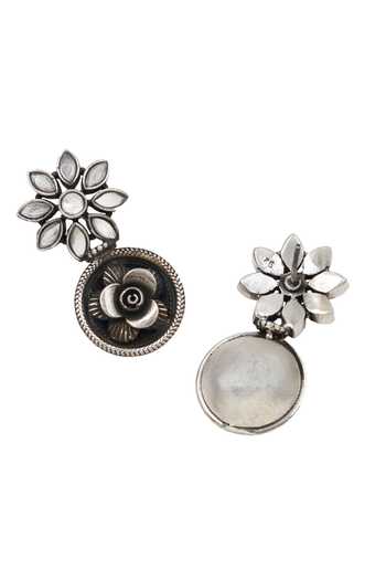Sangeeta Boochra Silver Plated Stones Kundan Handcrafted Earrings Online at Aza Fashions Sangeeta Boochra_Silver Plated Stones Kundan Handcrafted Earrings _Online_at_Aza_Fashions