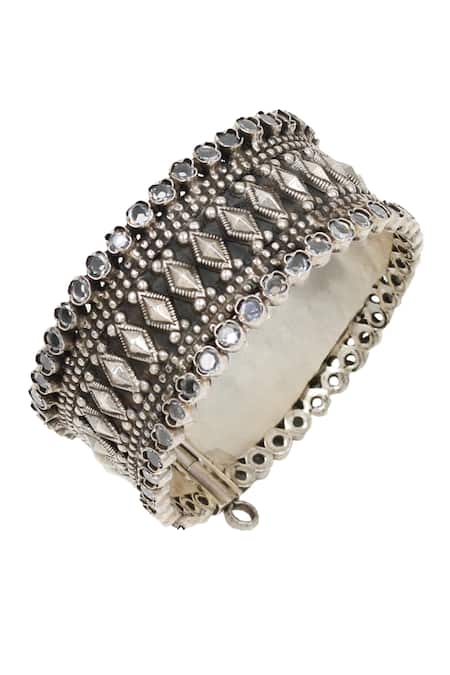 Sangeeta Boochra Radiant Splendor Handcrafted Silver Bangle 