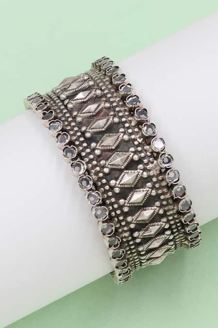 Sangeeta Boochra Radiant Splendor Handcrafted Silver Bangle 