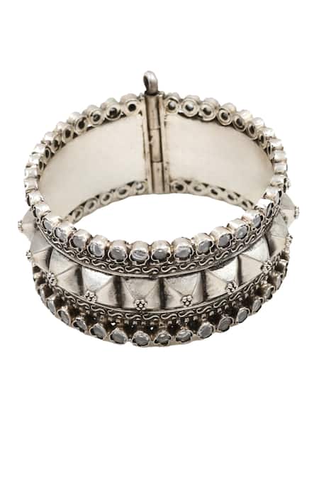 Shop_Sangeeta Boochra_Silver Plated Stones, Studs Handcrafted Kundan Bangle _Online_at_Aza_Fashions
