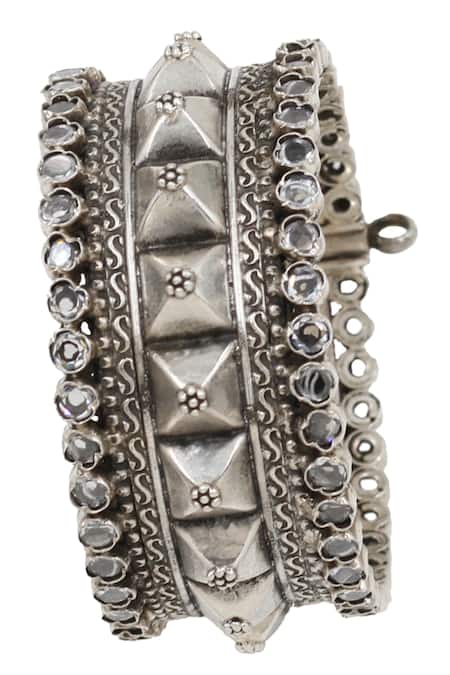 Sangeeta Boochra_Silver Plated Stones, Studs Handcrafted Kundan Bangle _at_Aza_Fashions
