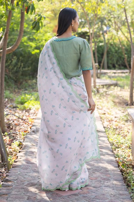 Surmaye Pink Embroidery Wildflower Kiss Saree Online at Aza Fashions Surmaye_Pink Embroidery Wildflower Kiss Saree _Online_at_Aza_Fashions