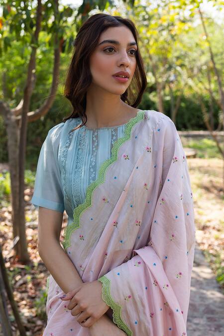 Surmaye Pink Embroidery Love Note Handwoven Saree at Aza Fashions Surmaye_Pink Embroidery Love Note Handwoven Saree _at_Aza_Fashions