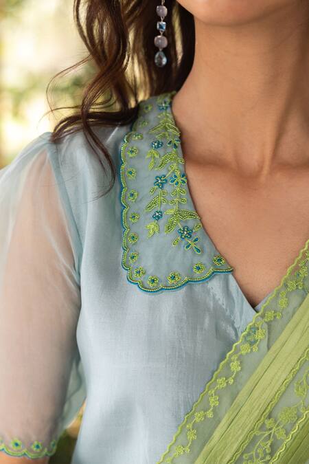 Surmaye Green Embroidery Whispering Ivy Saree at Aza Fashions Surmaye_Green Embroidery Whispering Ivy Saree _at_Aza_Fashions