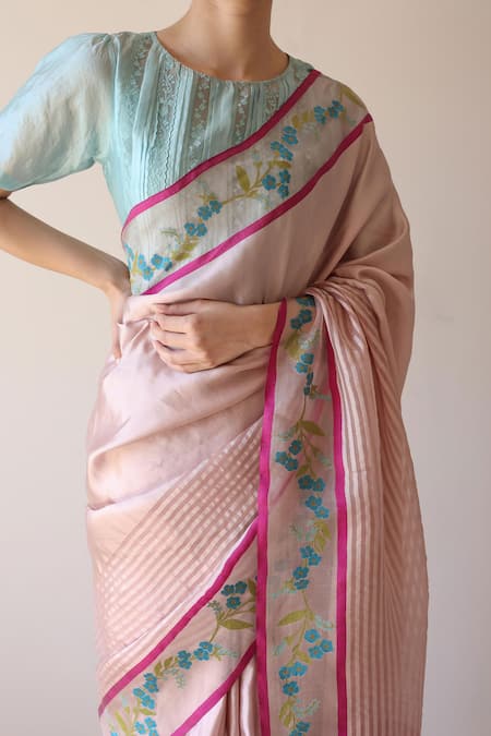 Buy Surmaye Pink Embroidery Pastel Jamdani Saree Online at Aza Fashions Buy_Surmaye_Pink Embroidery Pastel Jamdani Saree _Online_at_Aza_Fashions