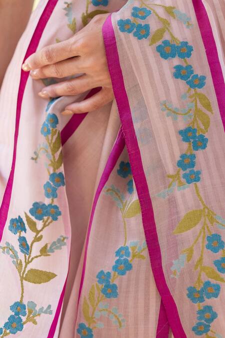 Shop Surmaye Pink Embroidery Pastel Jamdani Saree Online at Aza Fashions Shop_Surmaye_Pink Embroidery Pastel Jamdani Saree _Online_at_Aza_Fashions