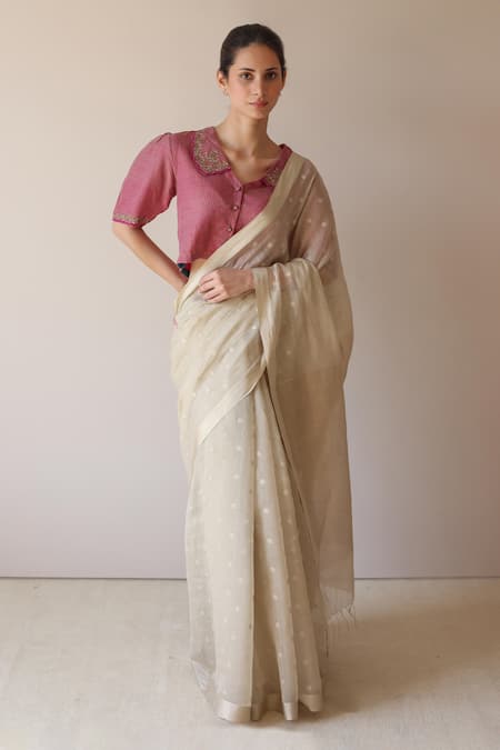 Surmaye Beige Wildflower Jamdani Saree 