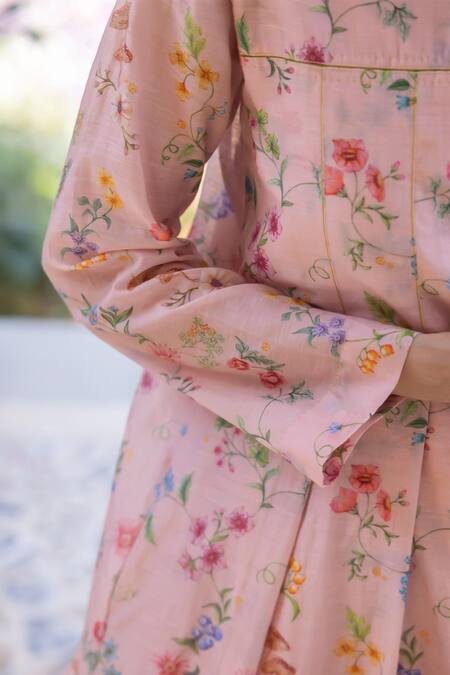 Buy Surmaye Pink Handloom Cotton Embroidery Round Neck Cottage Charm Maxi Dress Online at Aza Fashions Buy_Surmaye_Pink Handloom Cotton Embroidery Round Neck Cottage Charm Maxi Dress _Online_at_Aza_Fashions